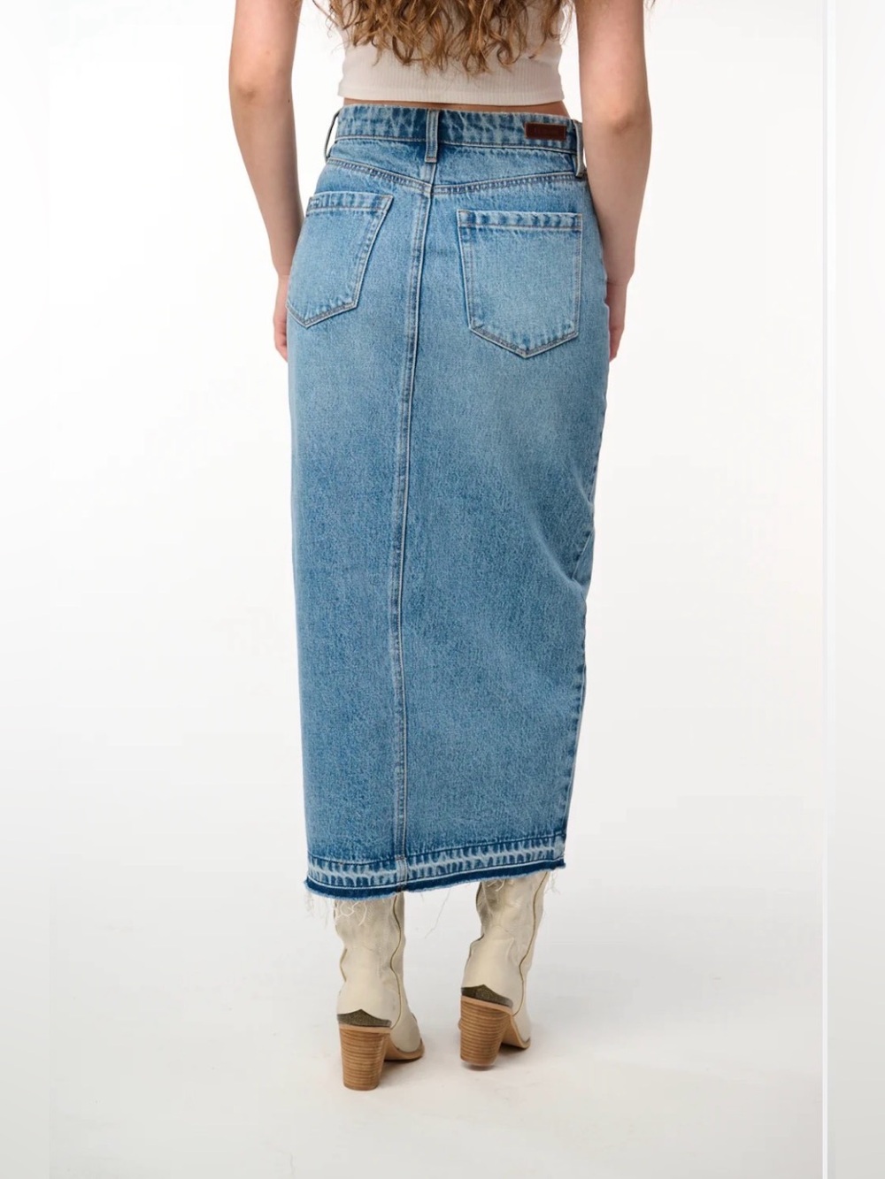 [BLANK𝑵𝒀𝑪] Double Duty High-Rise Midi Denim Skirt | size 29 / 8 Blank NYC 🩵 - Picture 6 of 10